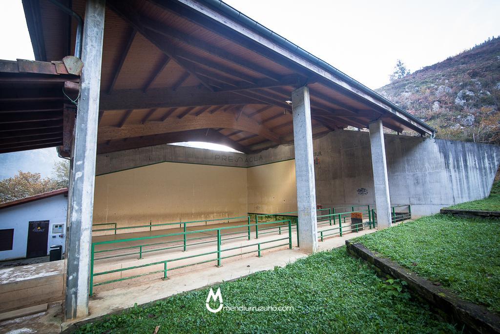 Eleizondo Haundia Landhaus